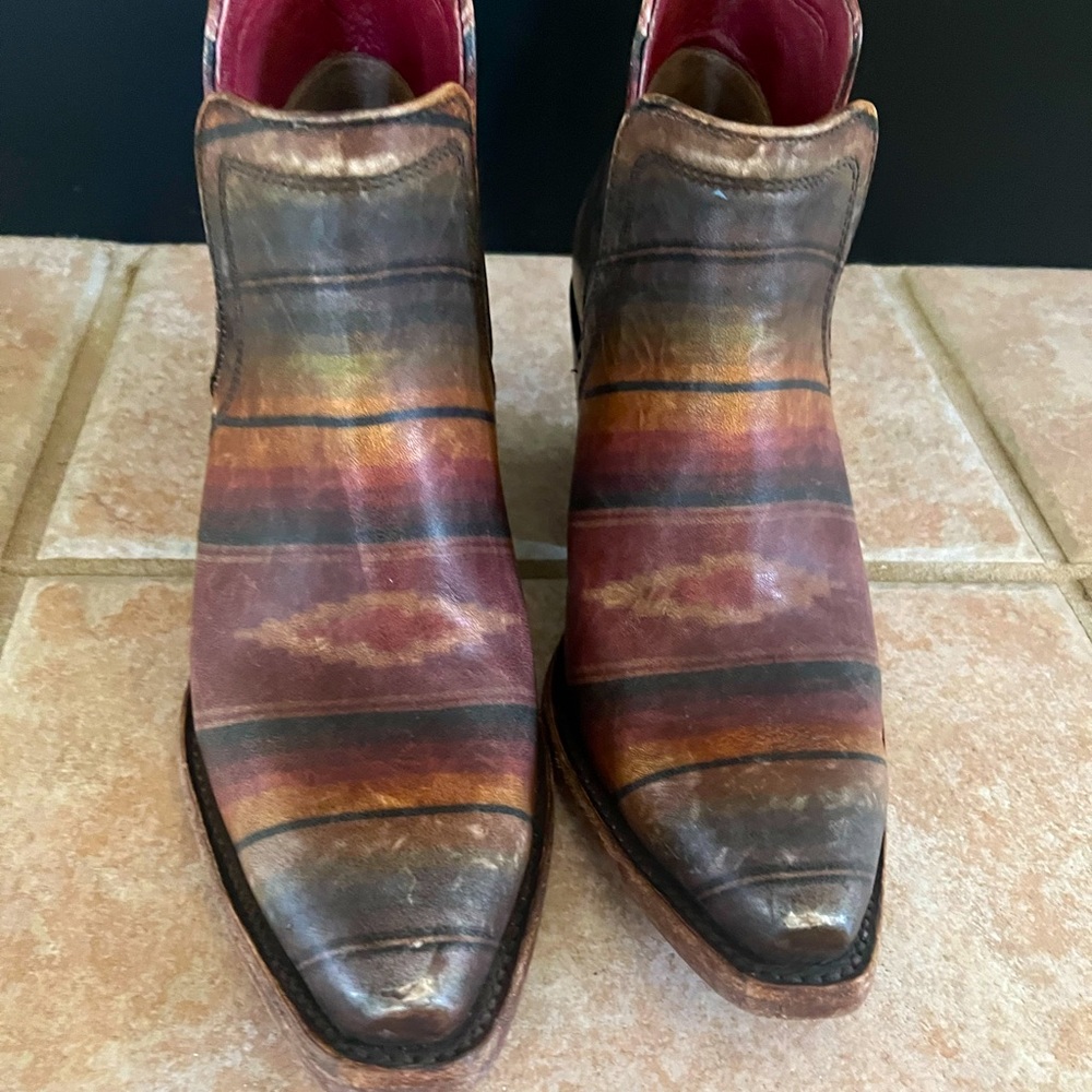 Women’s Dixon shoes